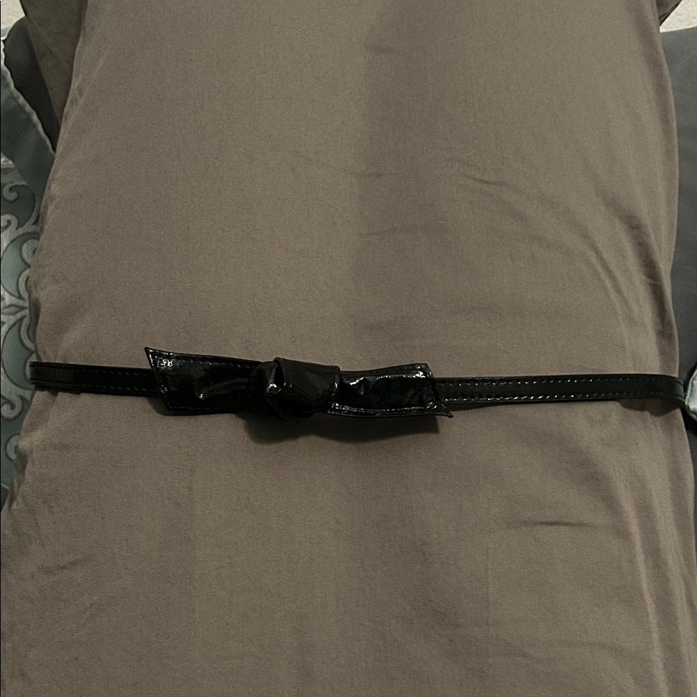 Black Patent Leather Belt with Bow Accent - size M